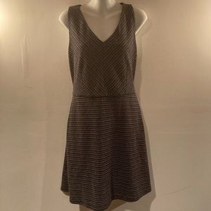 Loft 12P 12 Petite dress with tie waist Black Grey striped